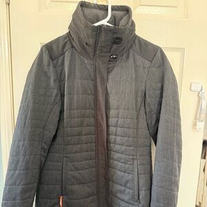 Icebreaker Women’s Gray Merino Wool Quilted Longer Length Jacket.  Size M